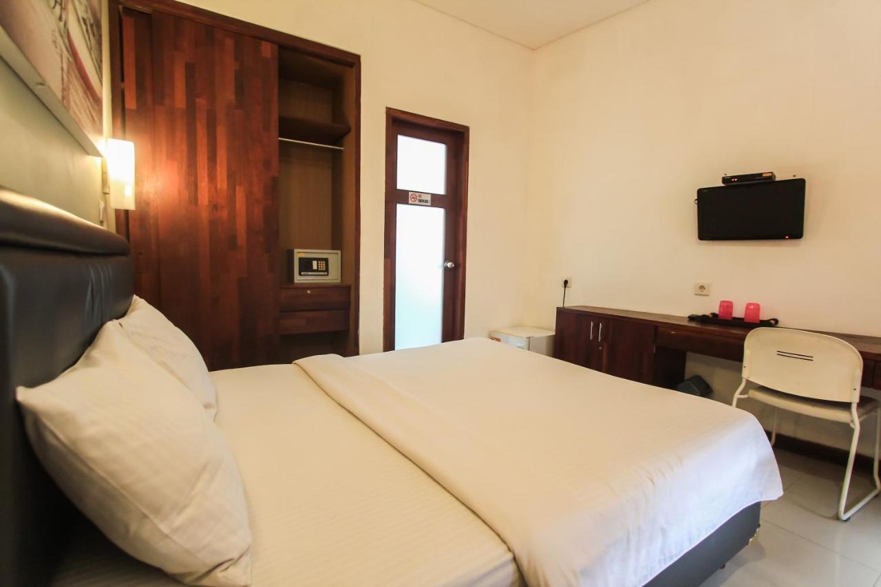 Kuta Legian Inn Экстерьер фото